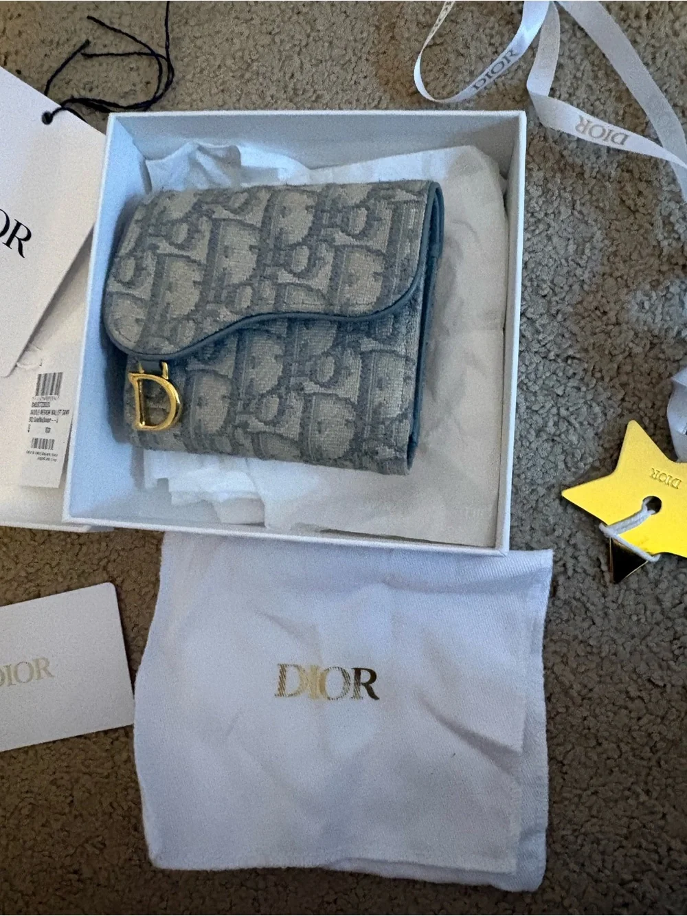 Dior compact trifold